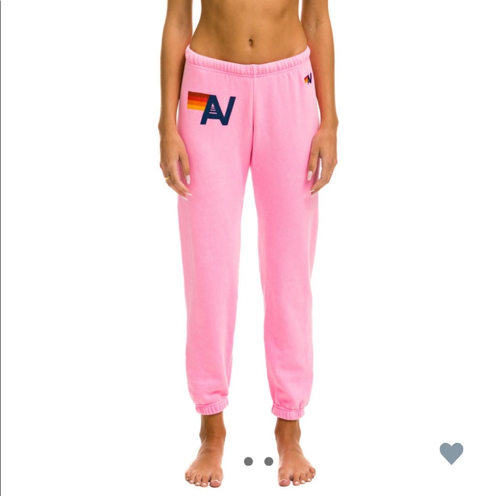 WOMEN'S LIGHT WEIGHT LOGO SWEATPANTS - NEON PINK